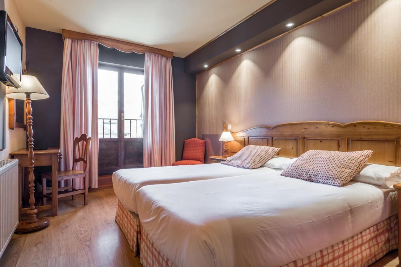 Hotel Snoe De Sallent 3