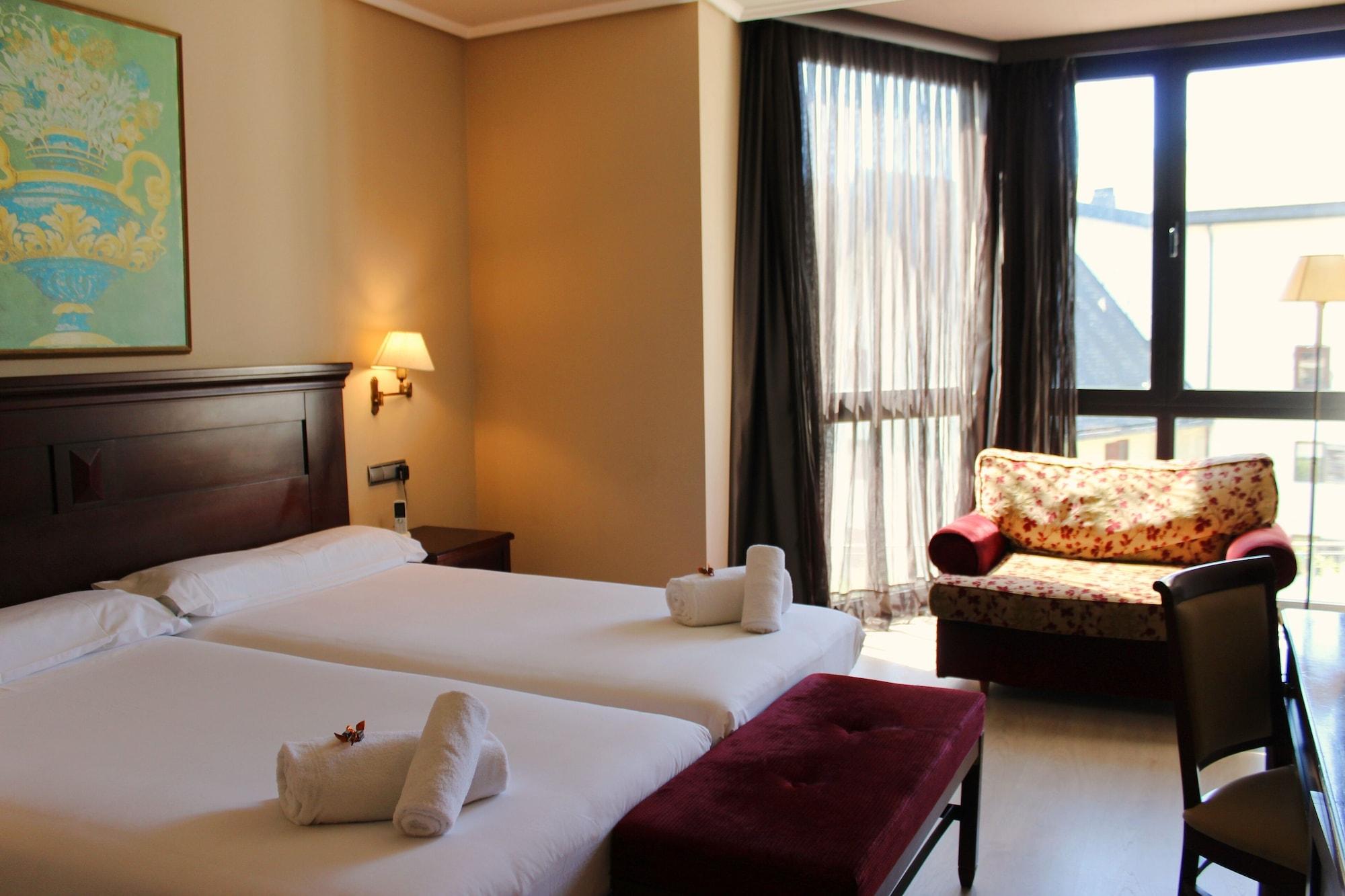 Snoe De Sallent 3 Hotel 3*